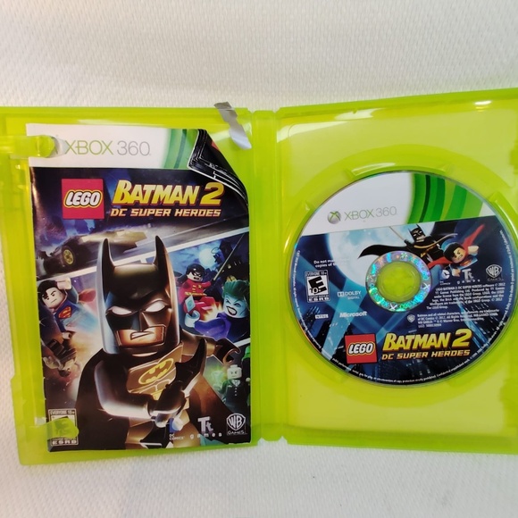 LEGO Batman 2: DC Super Heroes (Microsoft Xbox 360, 2012) - Picture 2 of 3
